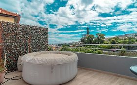 The Sunny Apartment